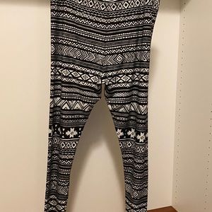 TC2 LuLaRoe Leggings